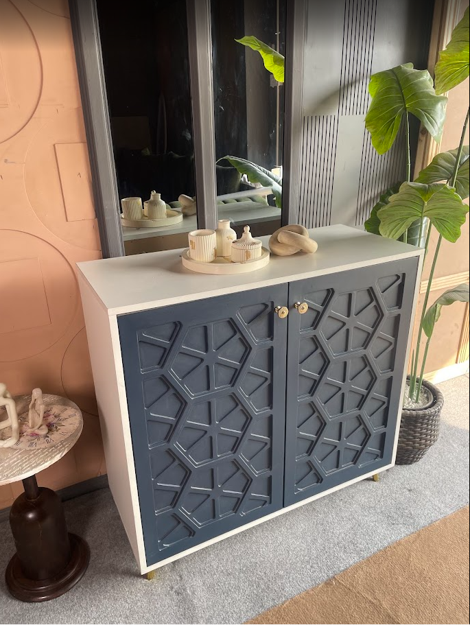 Mughal style side board